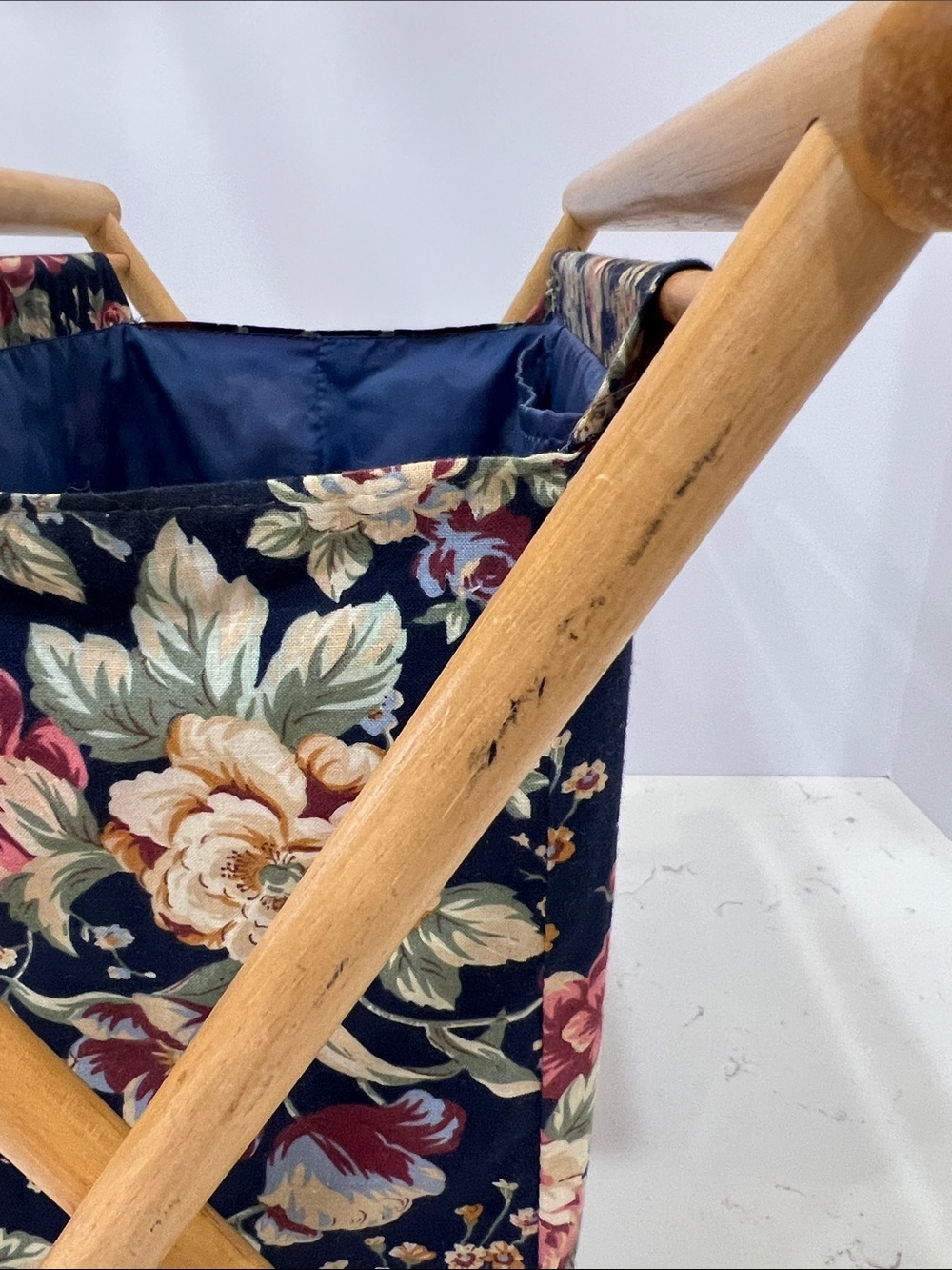 Vintage Foldable Wooden Sewing Basket Floral Knitting Craft Storage Caddy - Picture 7 of 15